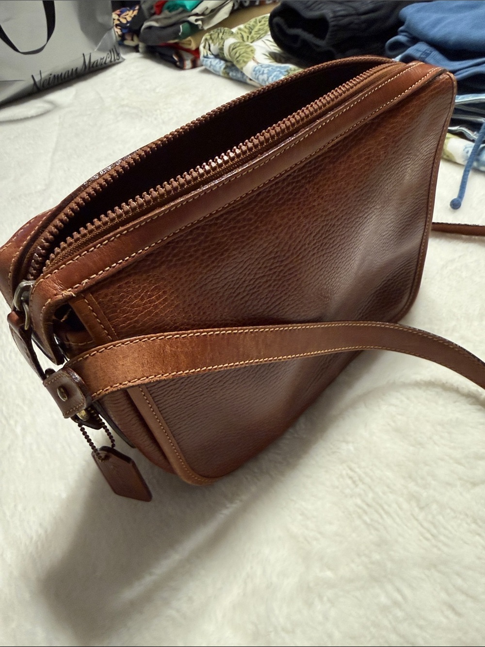 Coach Brown Pebbled Leather Messenger Crossbody - vintage- Y2K